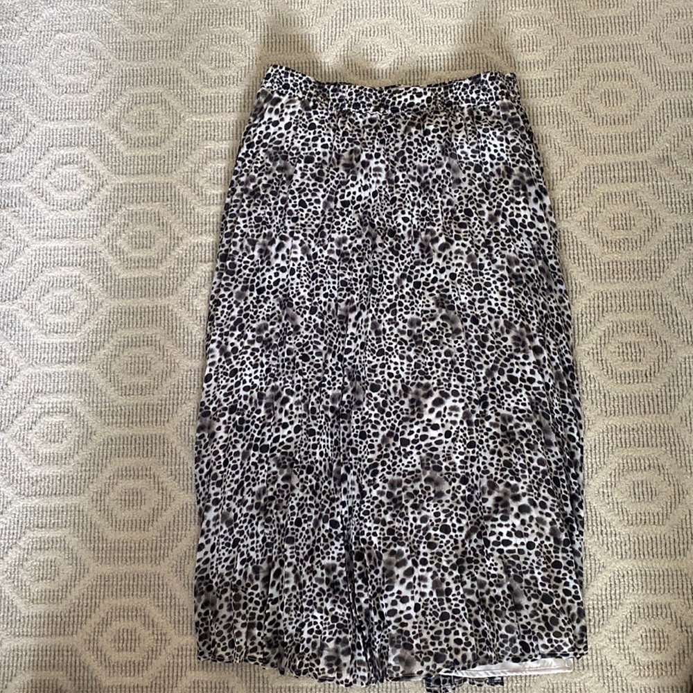 Midi skirt
